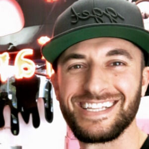 Meet your Posher, Adam